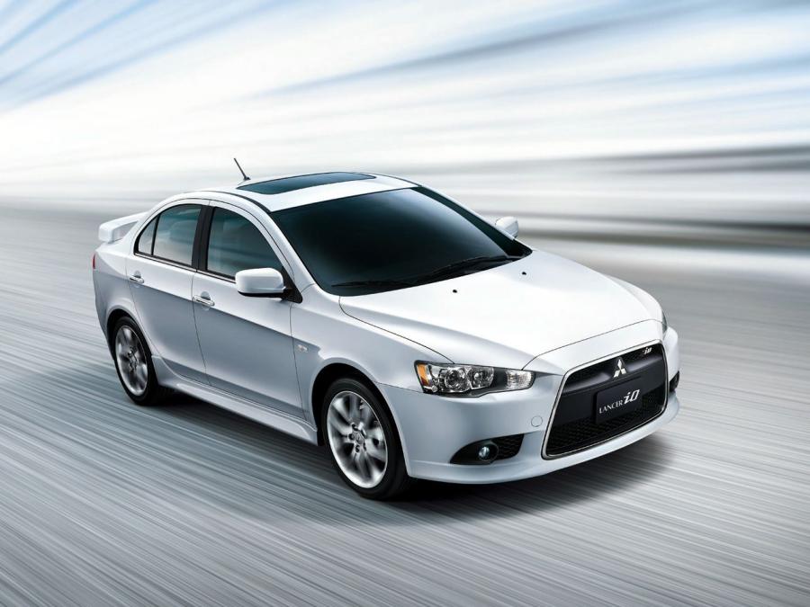  Mitsubishi Lancer iO 2012 года  (фото 3 из 12)